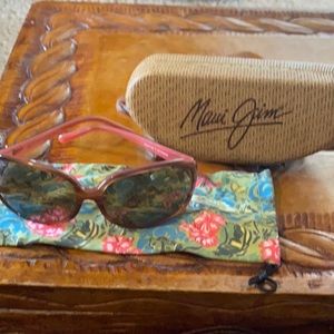 Maui Jim Rainbow Falls Tortoise sunglasses